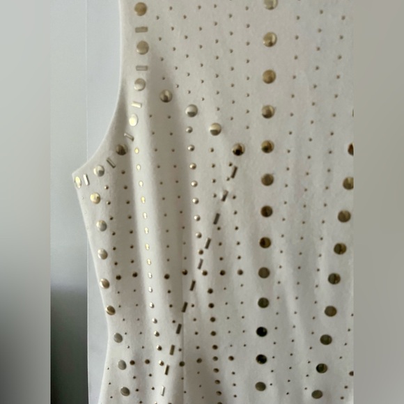 Dress with gold studs - Picture 7 of 8